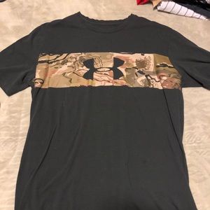 Under Armour tee